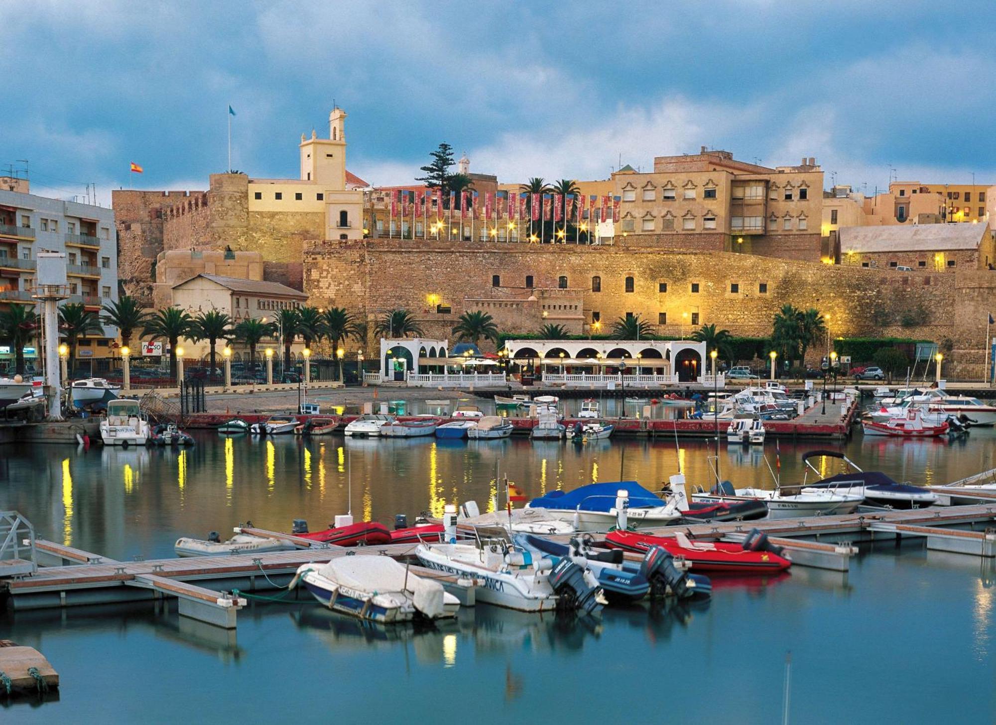 Hotel Melilla Puerto, Affiliated By Melia Exterior photo